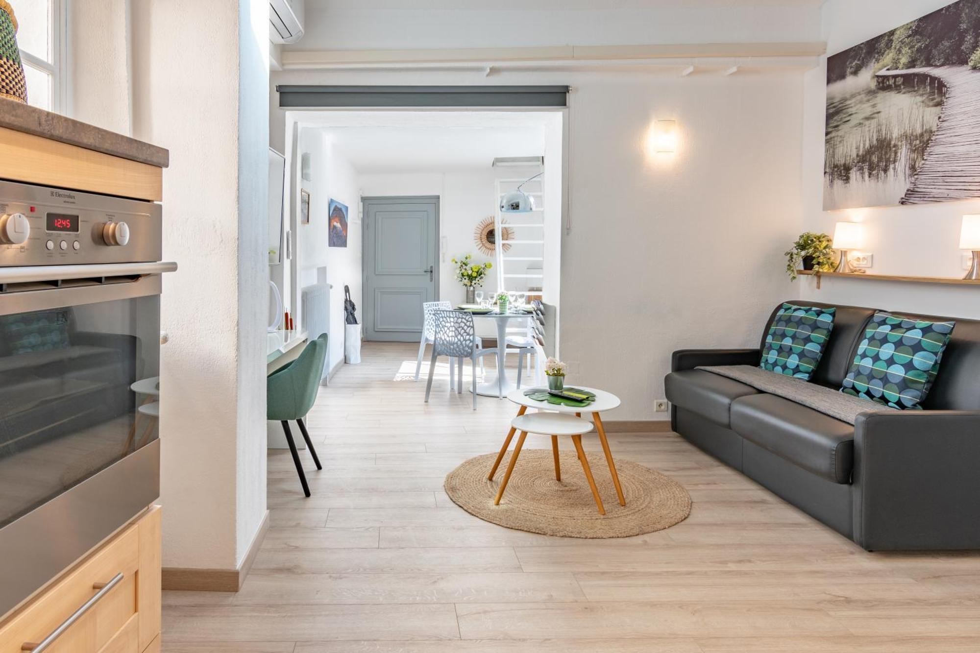Arles Holiday - La Terrasse Экстерьер фото