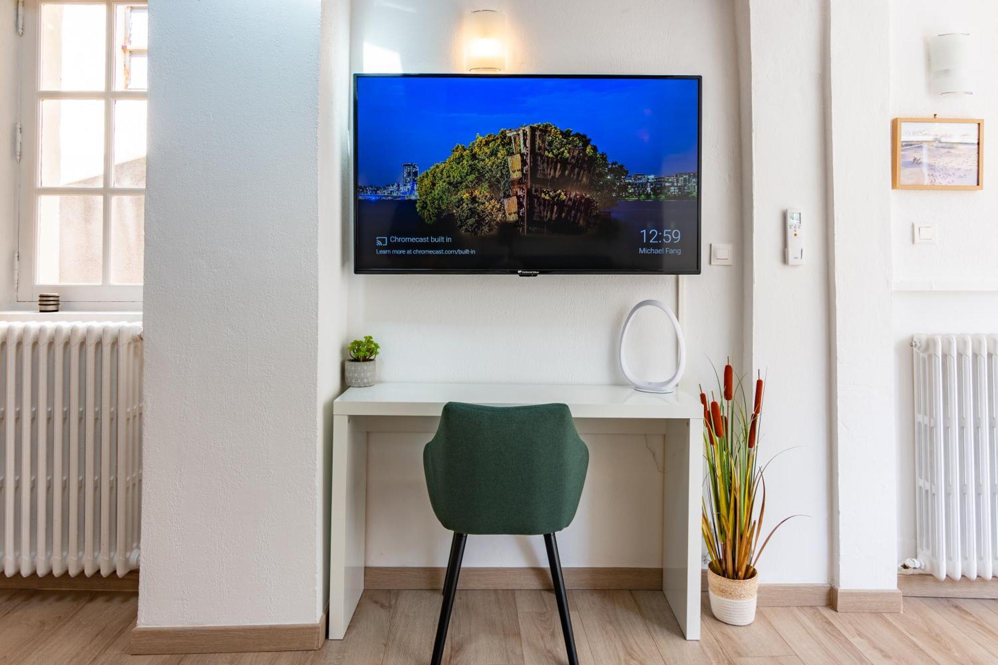 Arles Holiday - La Terrasse Экстерьер фото