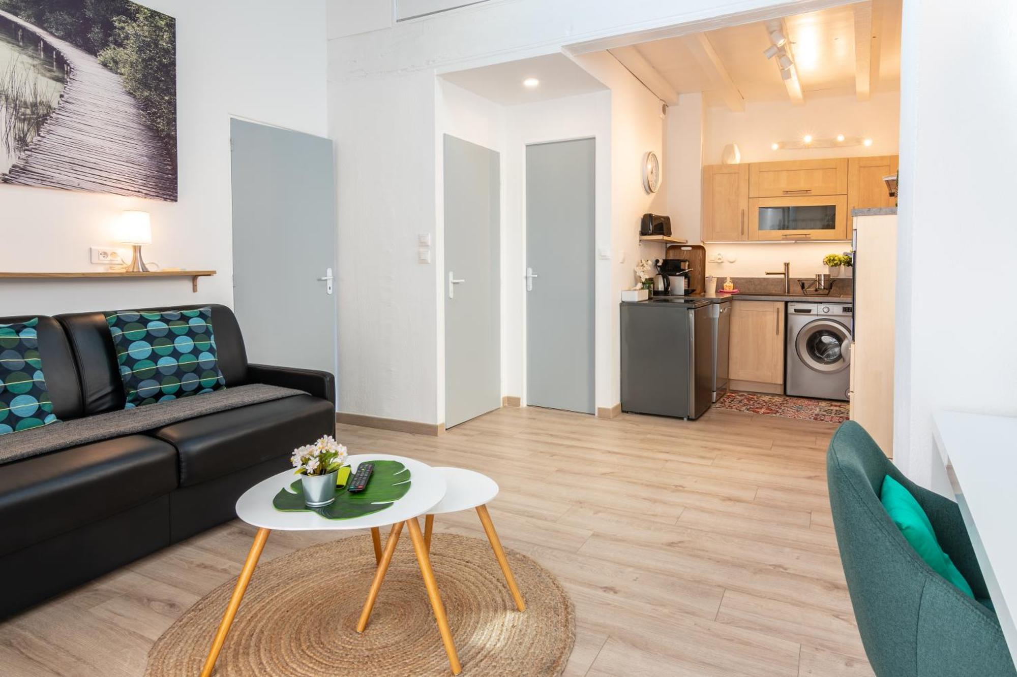 Arles Holiday - La Terrasse Экстерьер фото