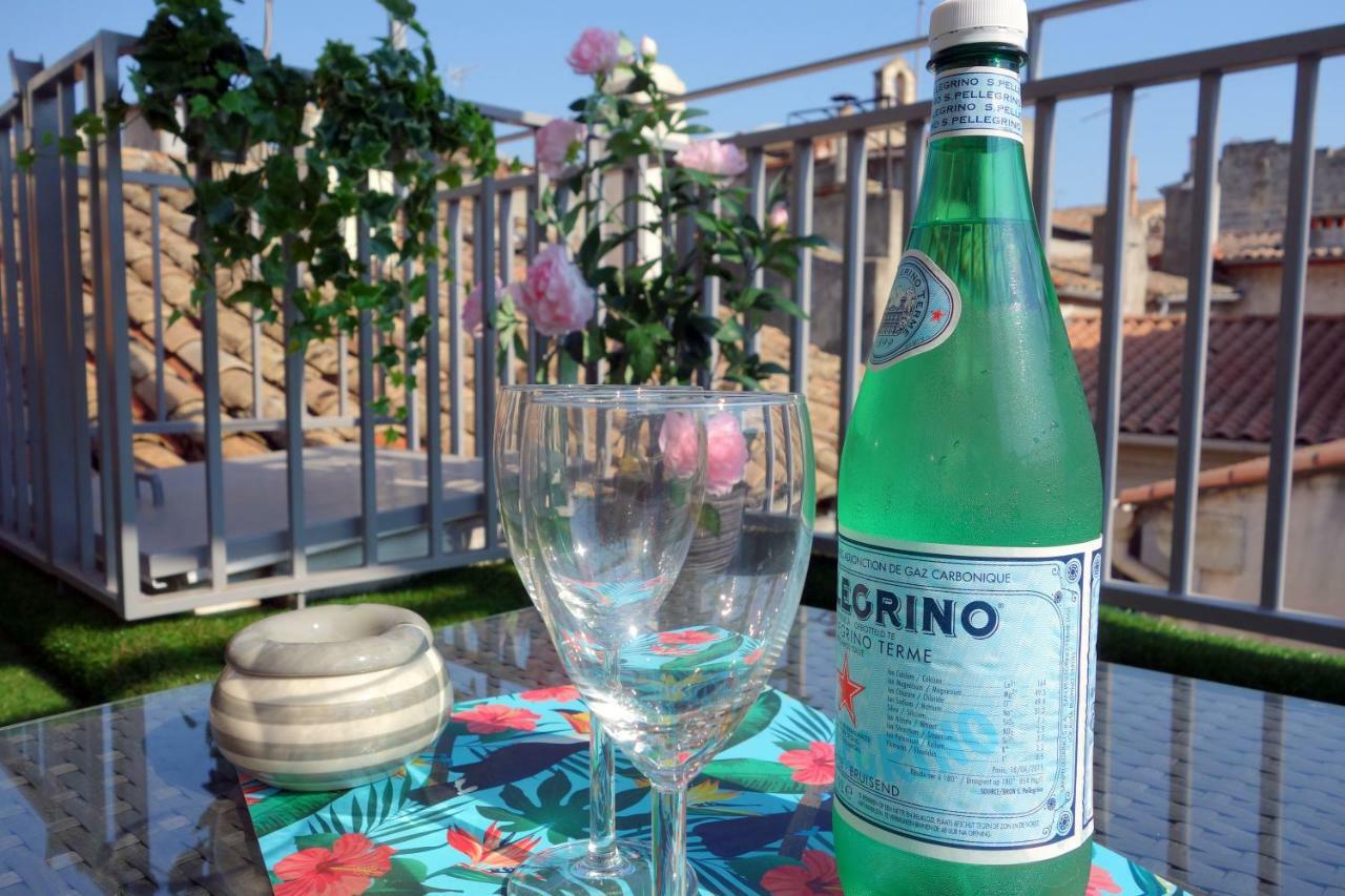 Arles Holiday - La Terrasse Экстерьер фото